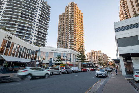Heart Of Surfers Paradise Ocean Views - Kingaroy Accommodation 1