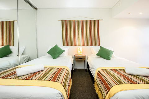 CBD African Charm, Story Bridge & River Views - Kingaroy Accommodation 5