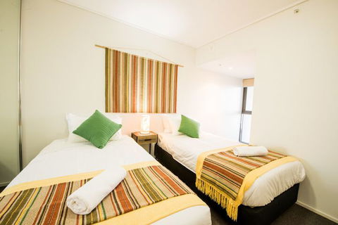 CBD African Charm, Story Bridge & River Views - Kingaroy Accommodation 6