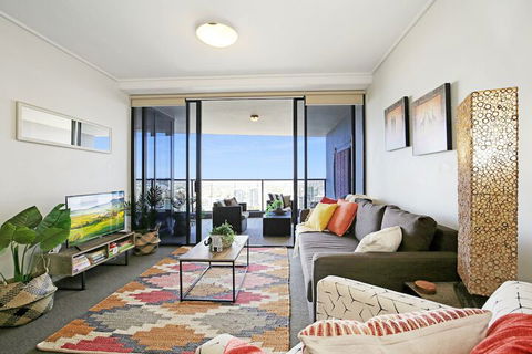 CBD African Charm, Story Bridge & River Views - Kingaroy Accommodation 3