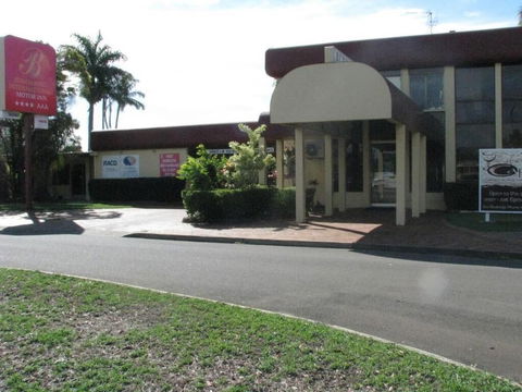 Country Comfort Bundaberg - Kingaroy Accommodation 4