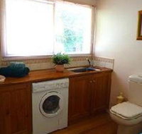 Australian Home Away at Eltham Venn Cottage - Kingaroy Accommodation