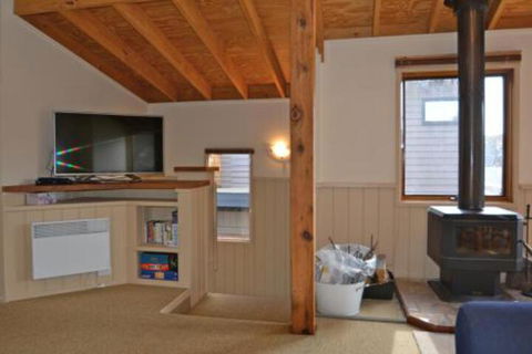 Blue Bird - Kingaroy Accommodation 3