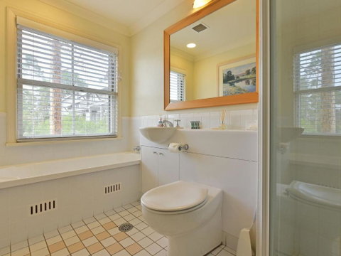 Villa 2br Provence Resort Condo Located Within Cypress Lakes Resort (nothing Is More Central) - Kingaroy Accommodation 1