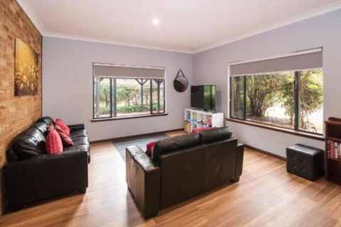 Family Friendly Holiday Haven - Kingaroy Accommodation 7