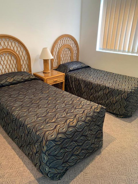 Hi Surf Unit 4 92 Head St. Forster - Kingaroy Accommodation 1