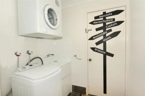 Unit 1 / 14 Tamarindus Street Marcoola Beach Pet Friendly 300 BOND Linen Supplied - Kingaroy Accommodation 3