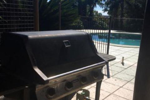 Takura Heights Modern Country Apartment With Pool Access - Kingaroy Accommodation 3