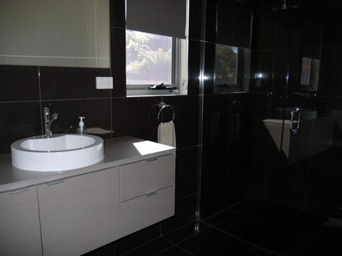 Luxury Near Old Pier Beach - Kingaroy Accommodation 4
