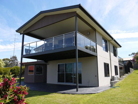Luxury Near Old Pier Beach - Kingaroy Accommodation 2
