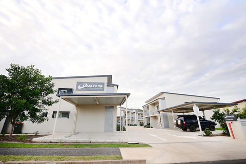 Oaks Middlemount Suites - Kingaroy Accommodation 2