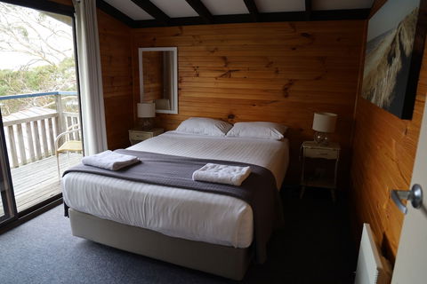 Bicheno By The Bay - Kingaroy Accommodation 6