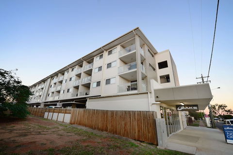 Oaks Moranbah Suites - Kingaroy Accommodation 4