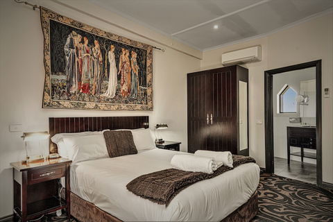 Kryal Castle - Kingaroy Accommodation 3