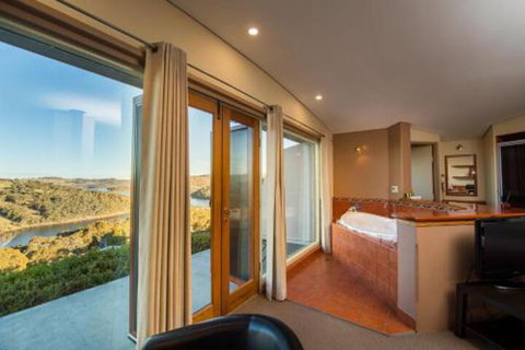 Eagle View Escape - Kingaroy Accommodation 2