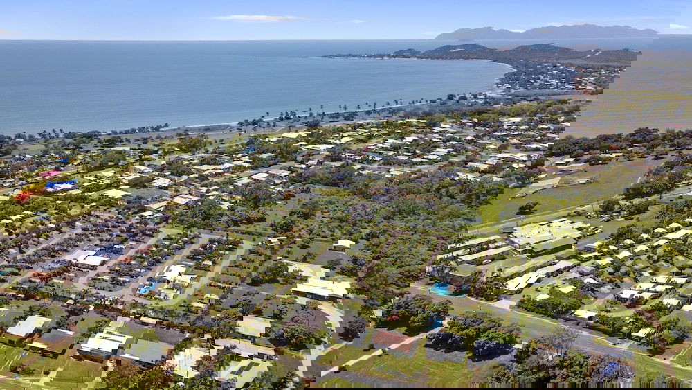 Queens Beach QLD Kingaroy Accommodation