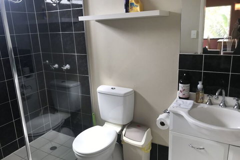 Reef Gateway Apartments - Kingaroy Accommodation 5