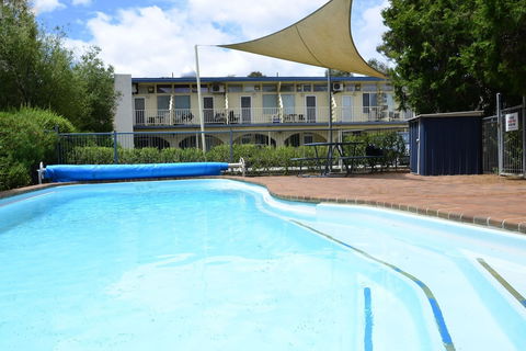 Canberra Short Term And Holiday Accommodation - Kingaroy Accommodation 2
