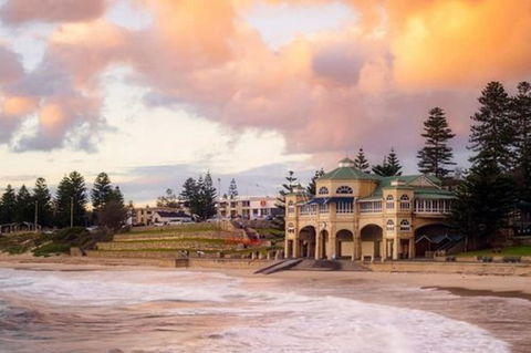 Cottesloe Beach Chalets - Kingaroy Accommodation 6
