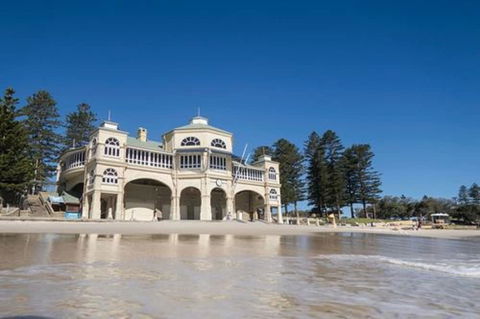 Cottesloe Beach Chalets - Kingaroy Accommodation 5