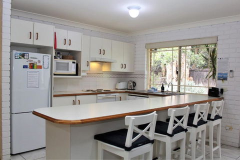 3 MELALEUCA - Kingaroy Accommodation 6