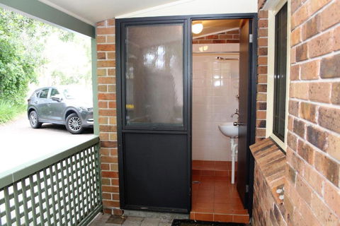 3 MELALEUCA - Kingaroy Accommodation 3