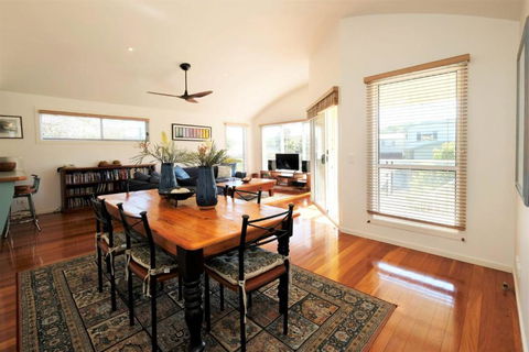 SPINNAKER 1 - Kingaroy Accommodation 4