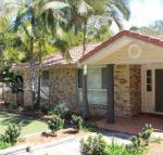 FRANGIPANI BEACH HOUSE PET FRIENDLY 22 Belbourie Cres Boomerang Beach - Kingaroy Accommodation