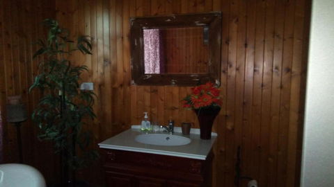GOLDEN LACE B & B - Kingaroy Accommodation 3