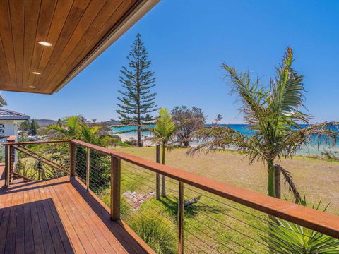 Pacifica 1 On The Beach At Brooms Head - Kingaroy Accommodation 2