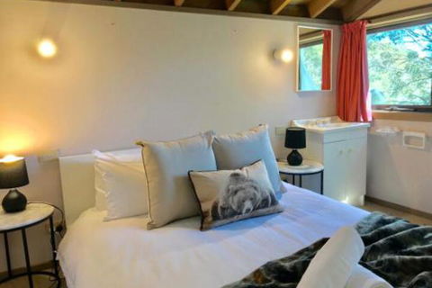 Bindi Alpine Getawayss Chalet At Tower Rd - Kingaroy Accommodation 3