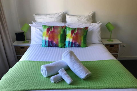 BAY Of FIRES SEACHANGE Ocean Frontage - Kingaroy Accommodation 1