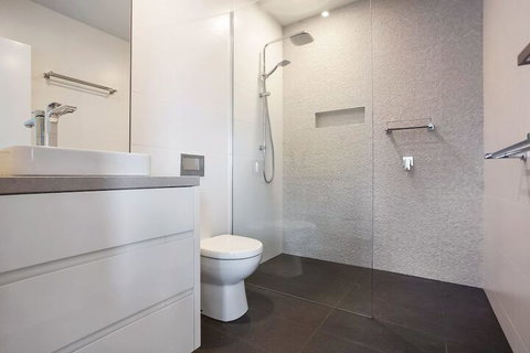 Robertson 6 - Kingaroy Accommodation 2