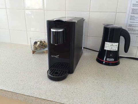 Jewel Of The South Beachfront Holiday Rental - Kingaroy Accommodation 3