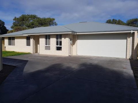 Towncrackers Guest House - Kingaroy Accommodation 2