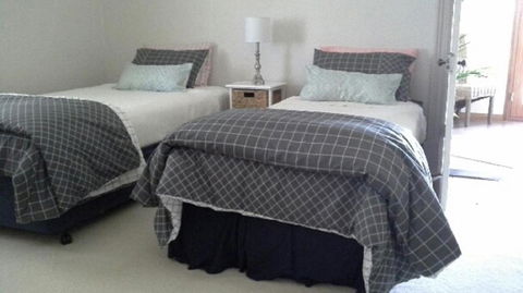 Book Keepers Cottage - Kingaroy Accommodation 2