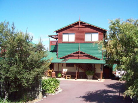 Eagles Nest Ocean Lookout - Kingaroy Accommodation 6