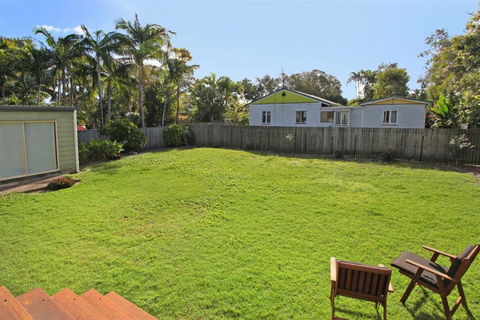 24 Sundew Street Mudjimba 500 Bond Pet Friendly Linen Supplied WIFI Air Cond. - Kingaroy Accommodation 1