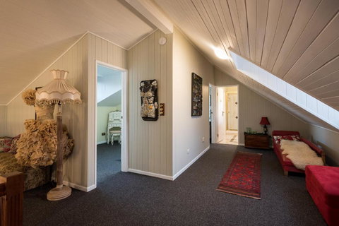 Land Of Lost Treasure - Kingaroy Accommodation 3