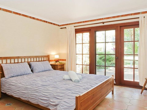 Izba Mediterranean Style Hideaway - Kingaroy Accommodation 1