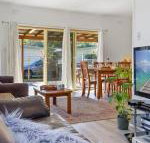 Beach Escape at Currarong basic family accommodation - Kingaroy Accommodation