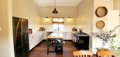Galway - Kingaroy Accommodation 6