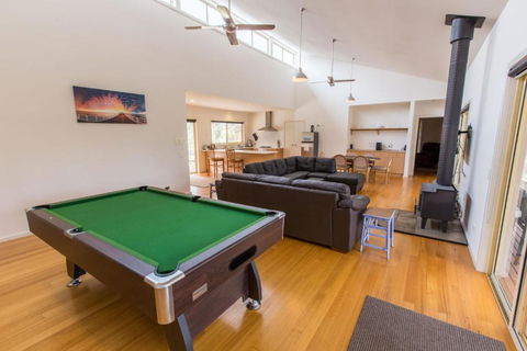 Acacia Lakehouse The Lake At Your Doorstep - Kingaroy Accommodation 3