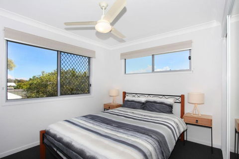 53 Northbeach Place Mudjimba - Kingaroy Accommodation 4