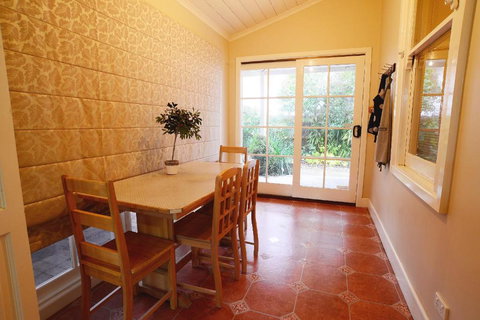 The Californian - Kingaroy Accommodation 2