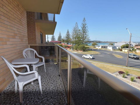 Anchorage 10 Water Views From Balcony - Kingaroy Accommodation 1
