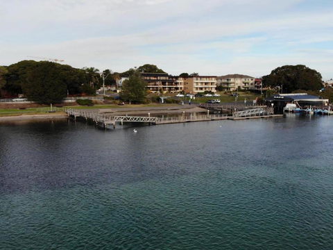 Aquarius 9 Opposite Wallis Lake - Kingaroy Accommodation 2