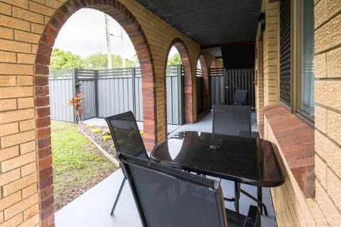 Comfy & Cosy Ground Floor Unit - Kingaroy Accommodation 2