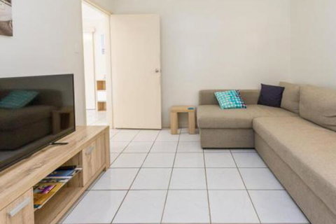 Comfy & Cosy Ground Floor Unit - Kingaroy Accommodation 0