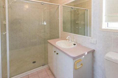 Superb Location Hervey Bay - Kingaroy Accommodation 4